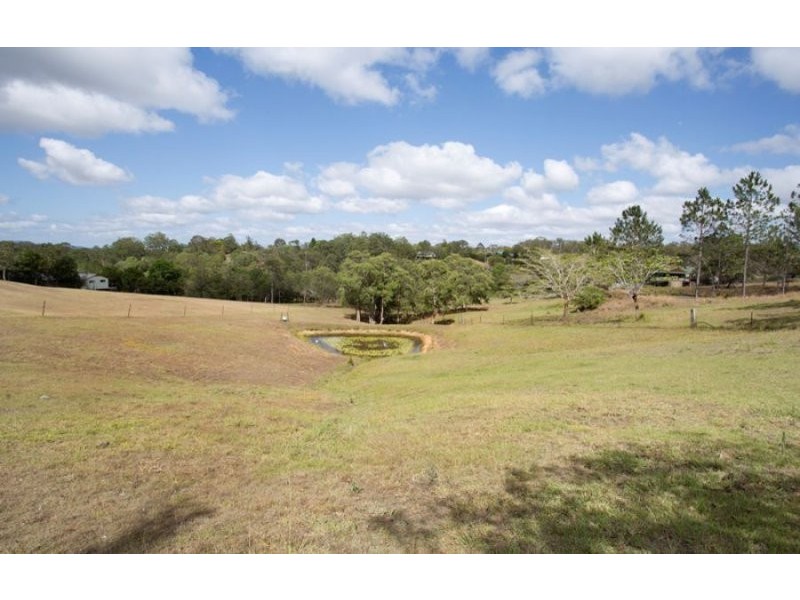 15 Wacal Road, Mothar Mountain QLD 4570