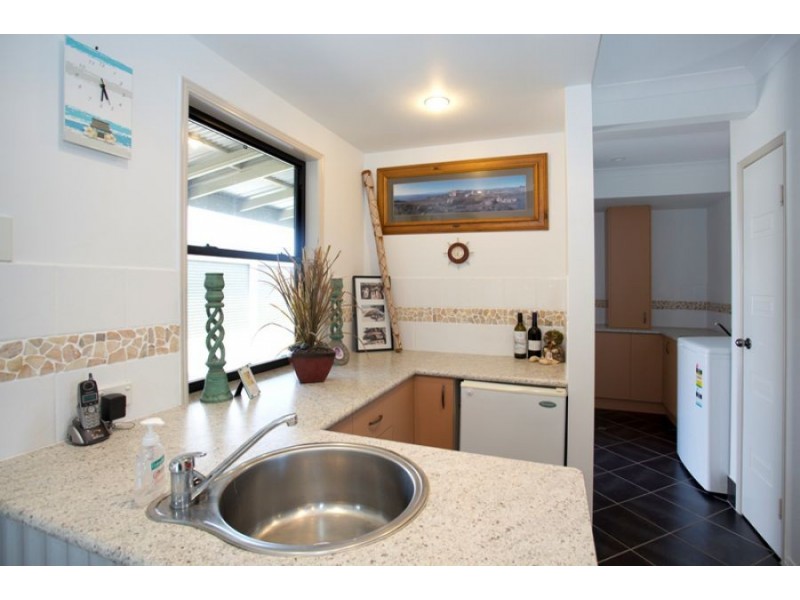 12 Tingira Close, Rainbow Beach QLD 4581