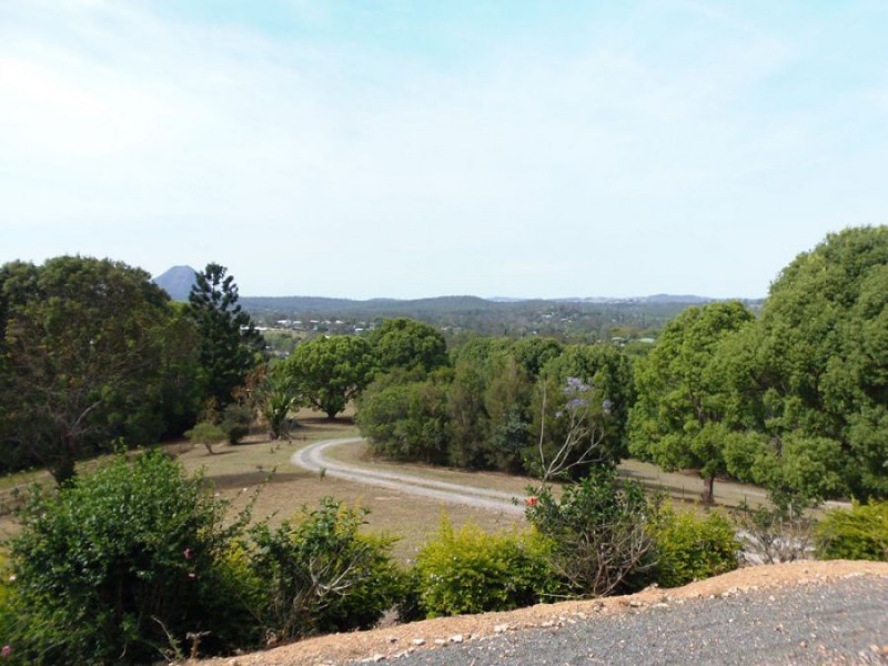 55 Weemilah Court, Cooran QLD 4569