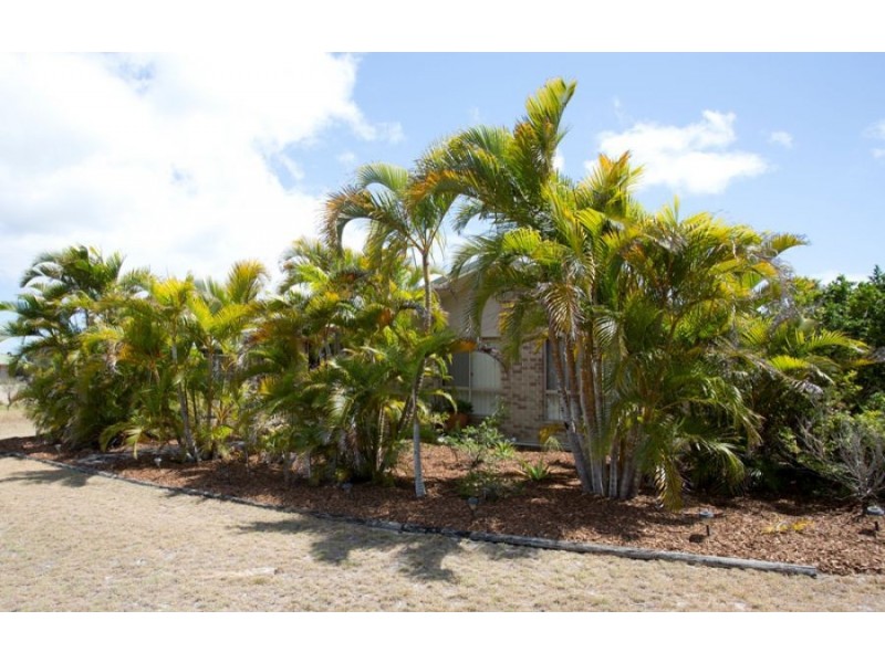 58 Bombala Crescent, Rainbow Beach QLD 4581