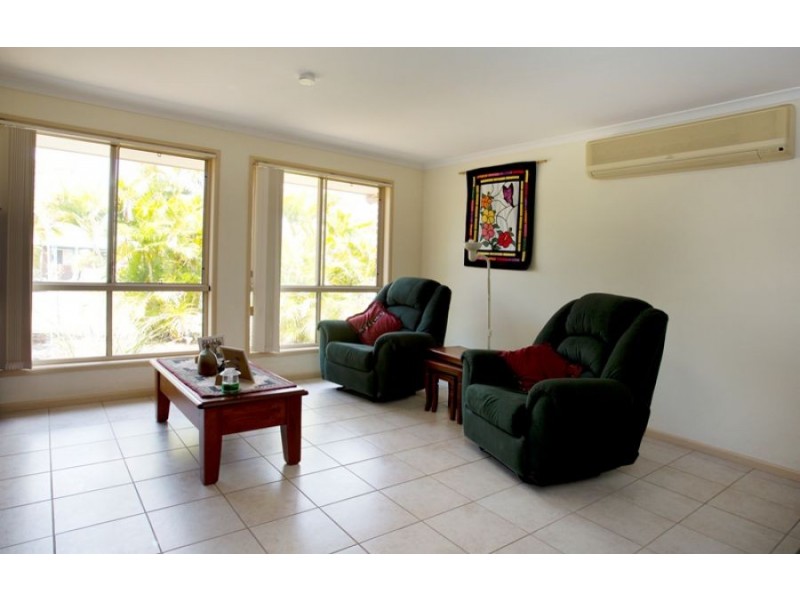 58 Bombala Crescent, Rainbow Beach QLD 4581