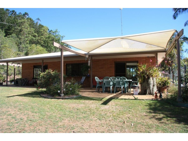 Canina QLD 4570