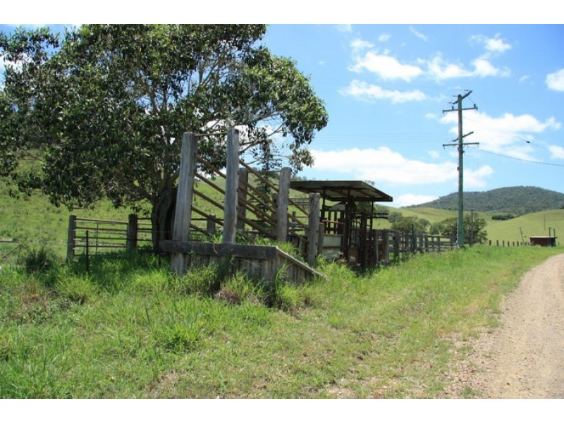 Glastonbury QLD 4570