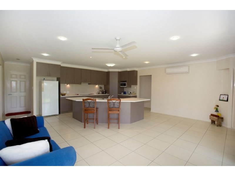 63 Gympie View Drive, Southside QLD 4570