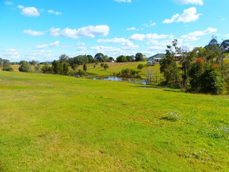 155 Fritz Road, Chatsworth QLD 4570