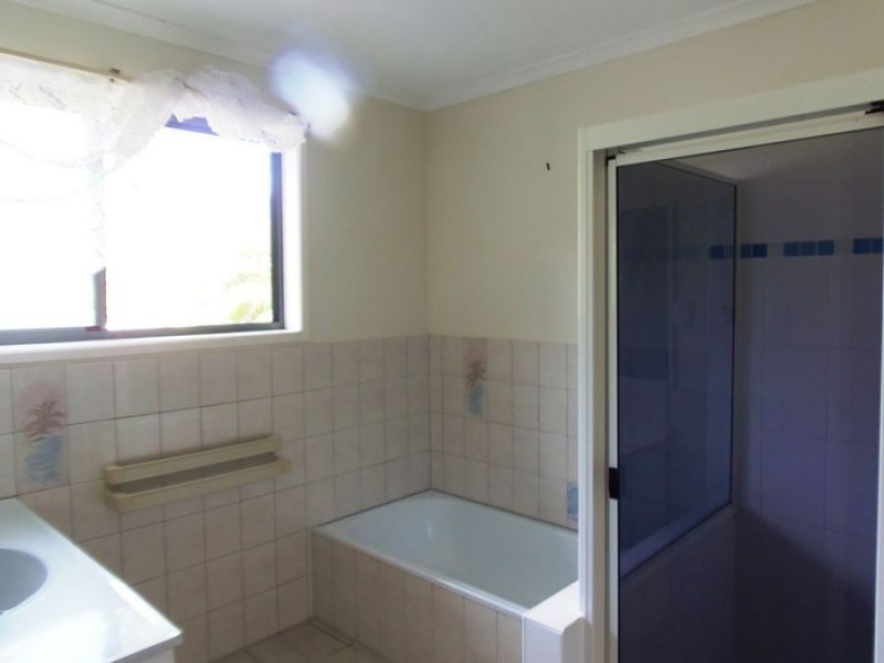 Unit 1/33 Tingira Close, Rainbow Beach QLD 4581