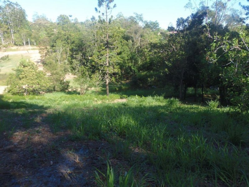 17 Bowman Street, Kin Kin QLD 4571