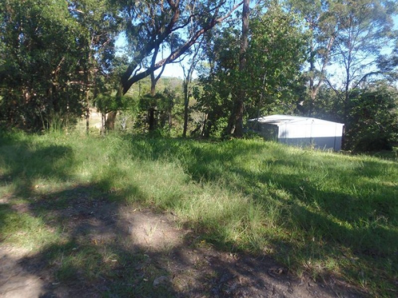 17 Bowman Street, Kin Kin QLD 4571