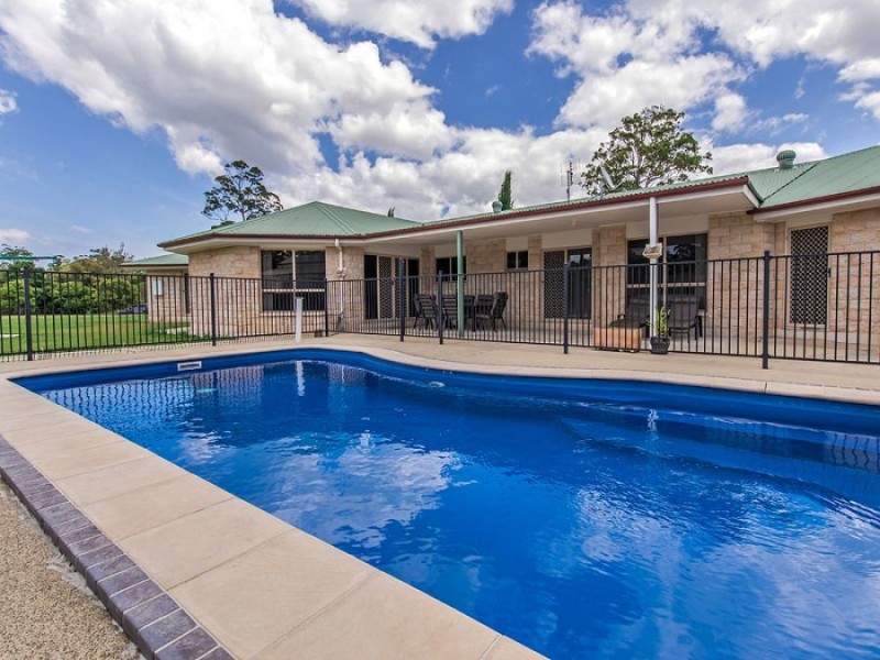 4 Allira Court, Pomona QLD 4568