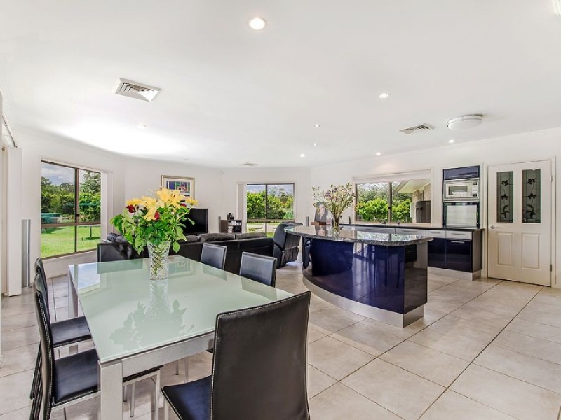 4 Allira Court, Pomona QLD 4568
