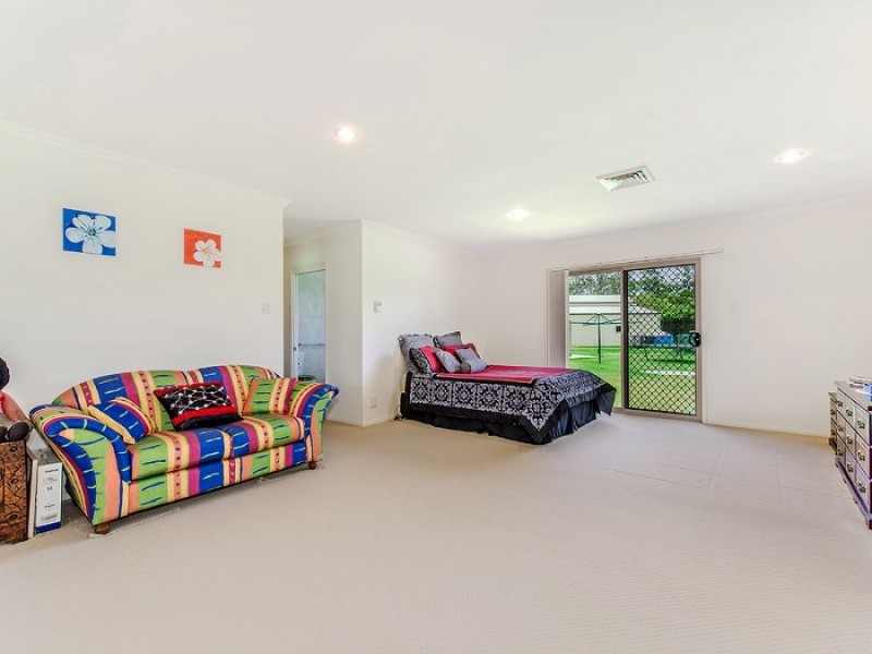 4 Allira Court, Pomona QLD 4568