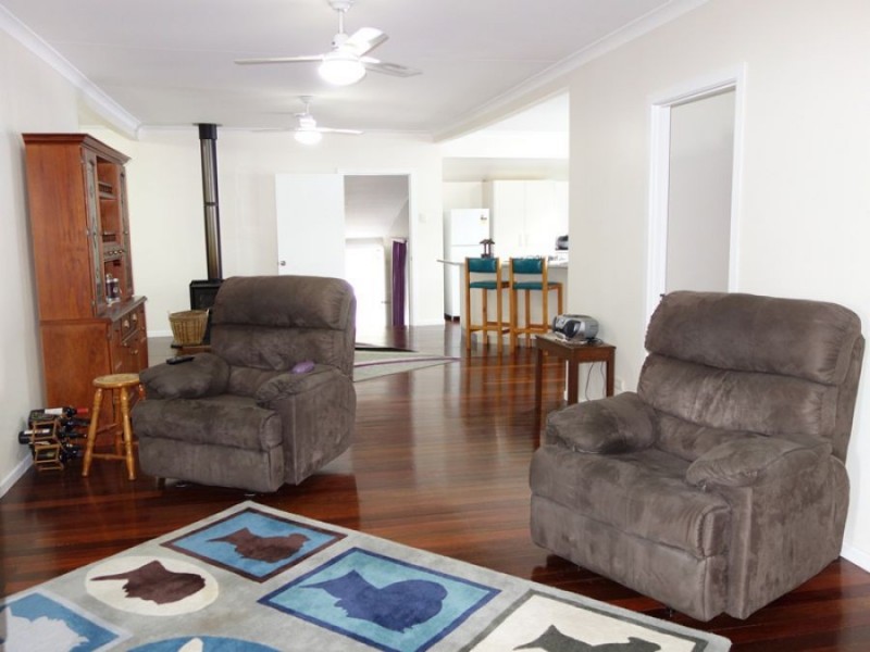 82 Fritz Road, Chatsworth QLD 4570