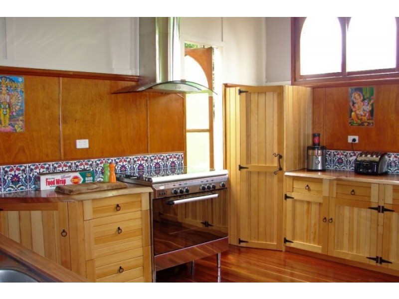 32 Laird Street, Goomeri QLD 4601