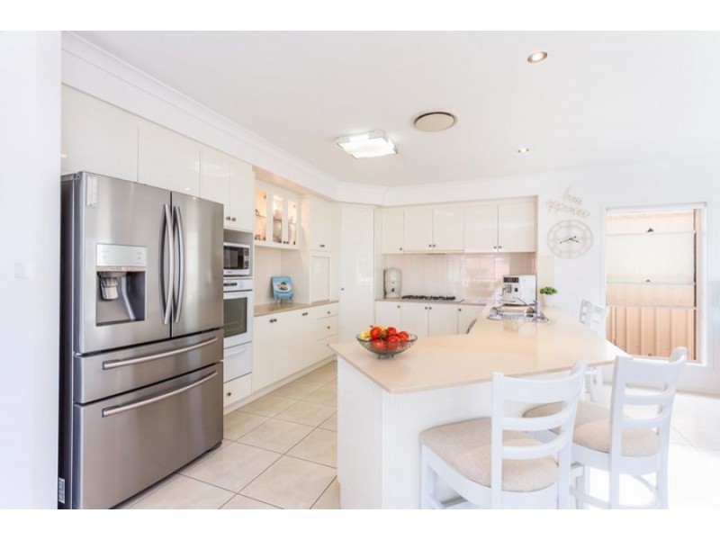 3 Bracefell Street, Southside QLD 4570