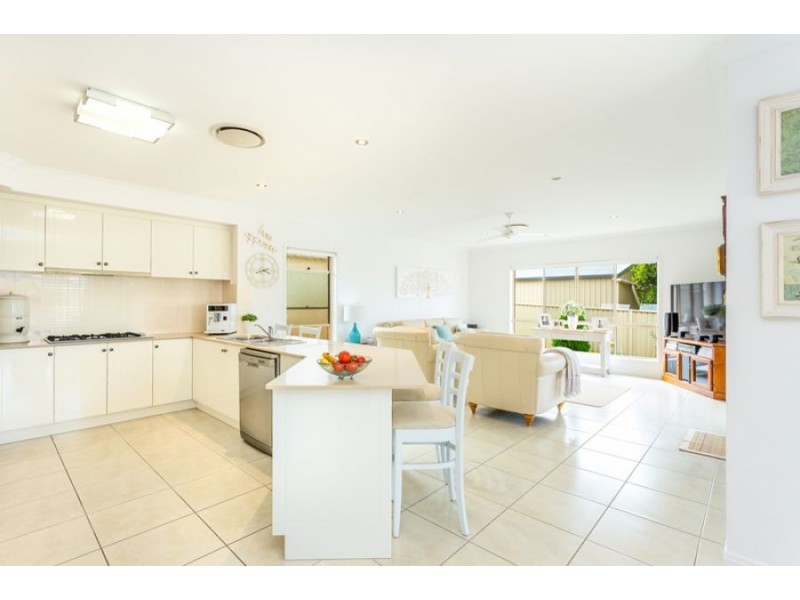 3 Bracefell Street, Southside QLD 4570