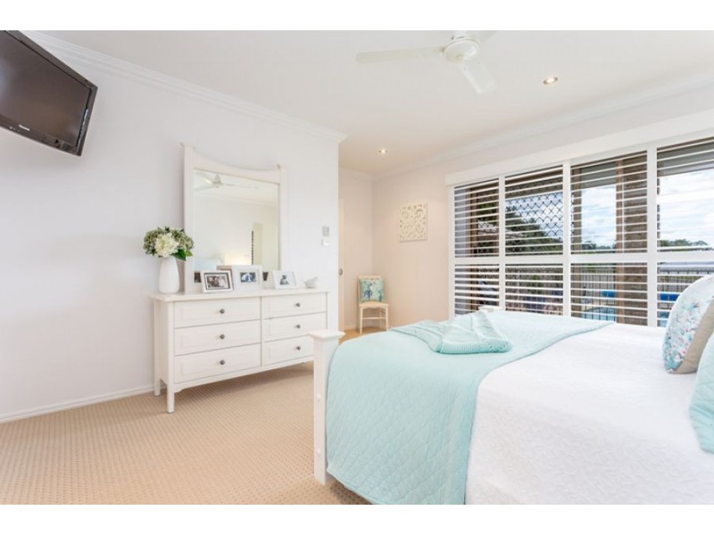 3 Bracefell Street, Southside QLD 4570