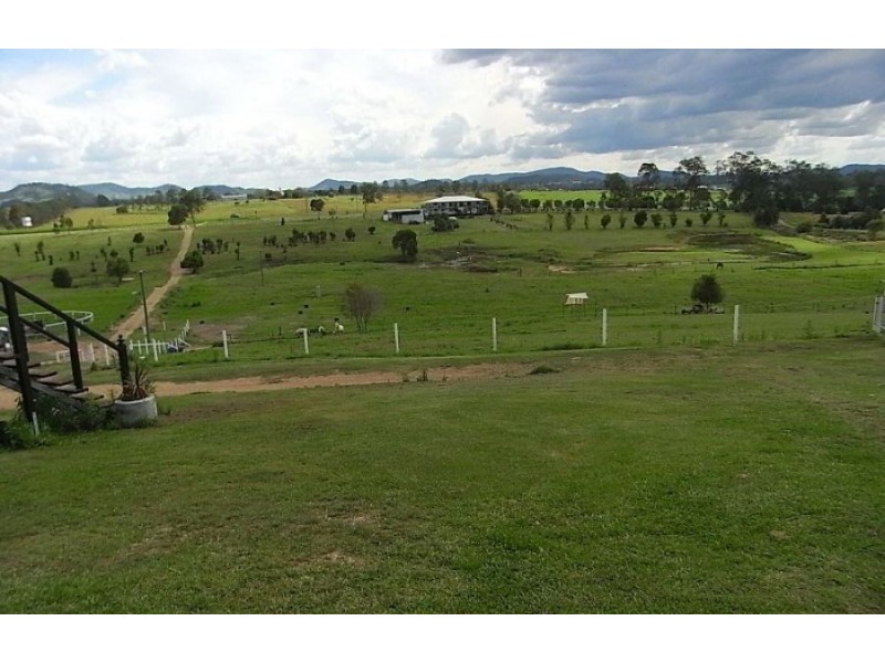 999 Bruce Highway, Kybong QLD 4570