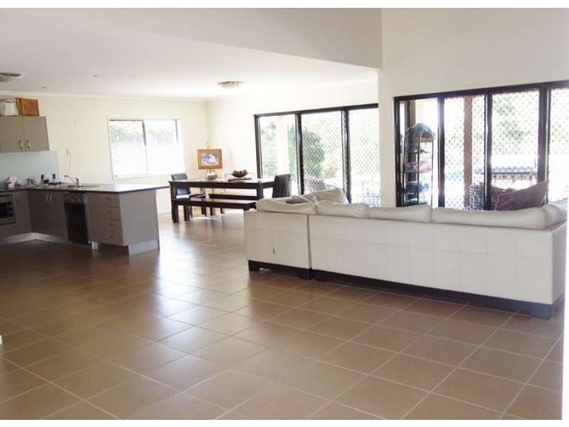 56 Fraser Road, Araluen QLD 4570