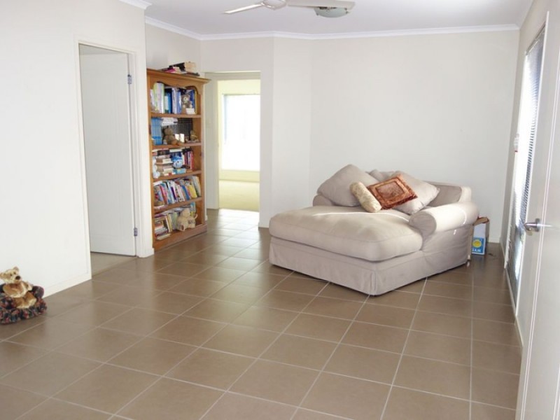 56 Fraser Road, Araluen QLD 4570