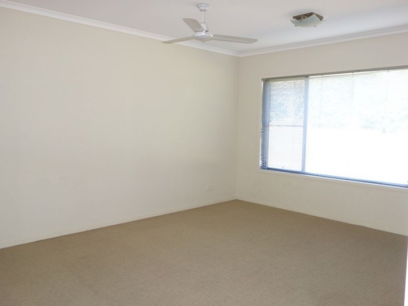 56 Fraser Road, Araluen QLD 4570