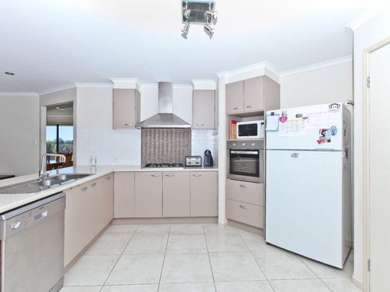 62 Taylor Road, Veteran QLD 4570