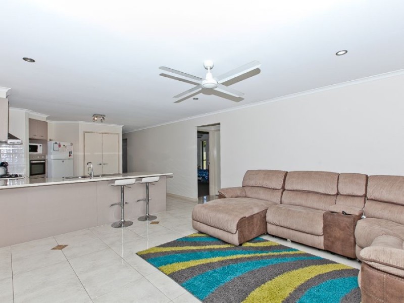 62 Taylor Road, Veteran QLD 4570