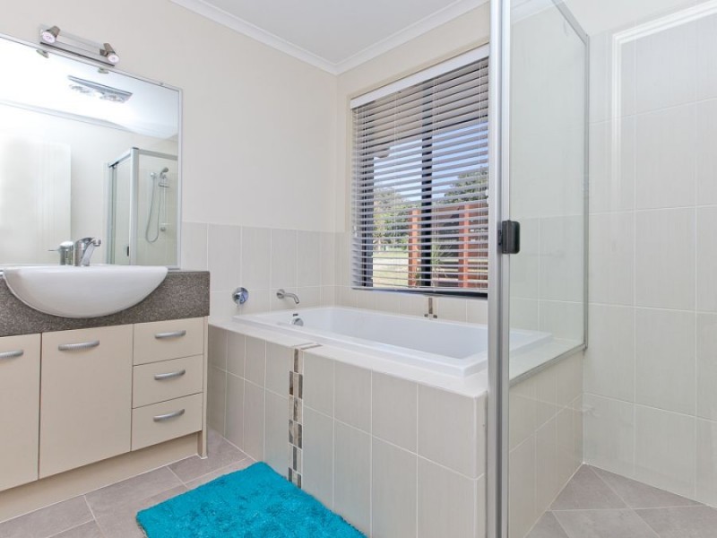 62 Taylor Road, Veteran QLD 4570