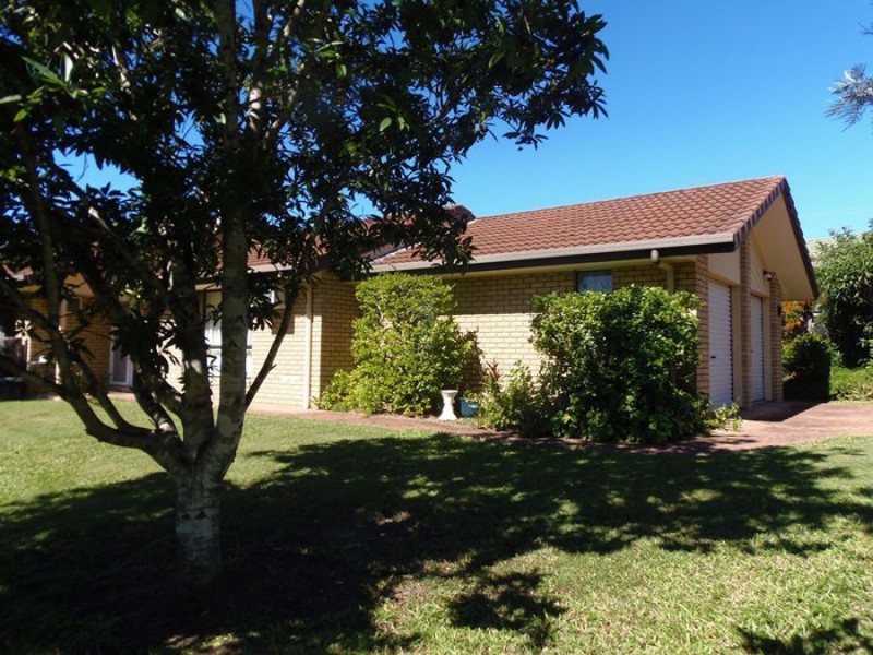 10 Panda Street, Southside QLD 4570