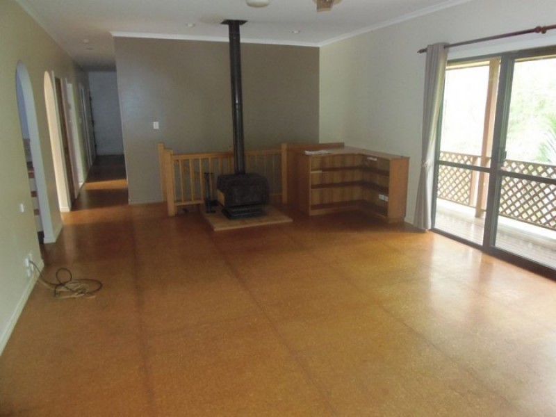 138 Deans Road, The Palms QLD 4570