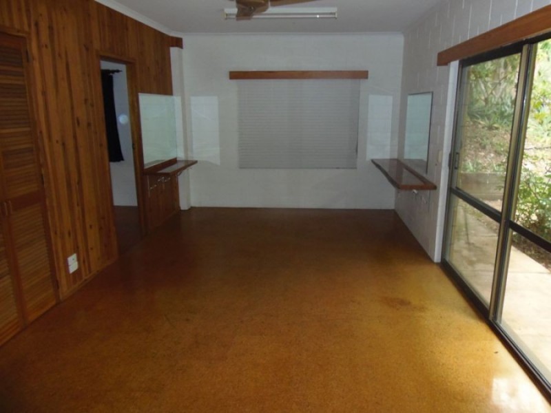 138 Deans Road, The Palms QLD 4570