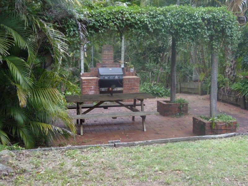 138 Deans Road, The Palms QLD 4570