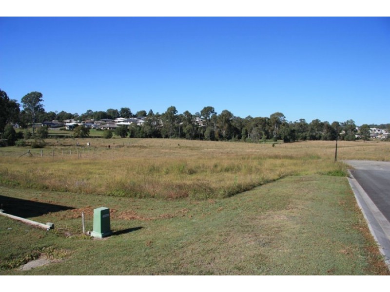 Southside QLD 4570