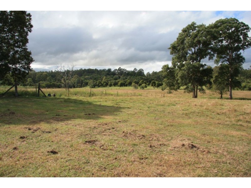 Glenwood QLD 4570