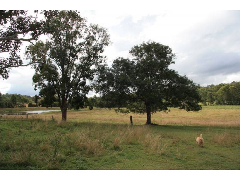 Glenwood QLD 4570