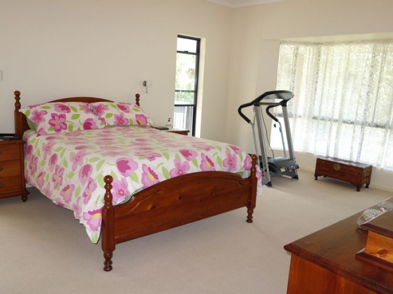 16 Conway Court, Glastonbury QLD 4570