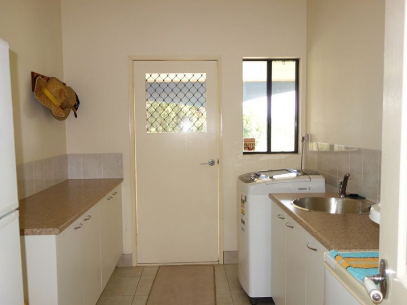 16 Conway Court, Glastonbury QLD 4570