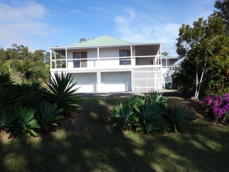 92 Robert Road, Chatsworth QLD 4570