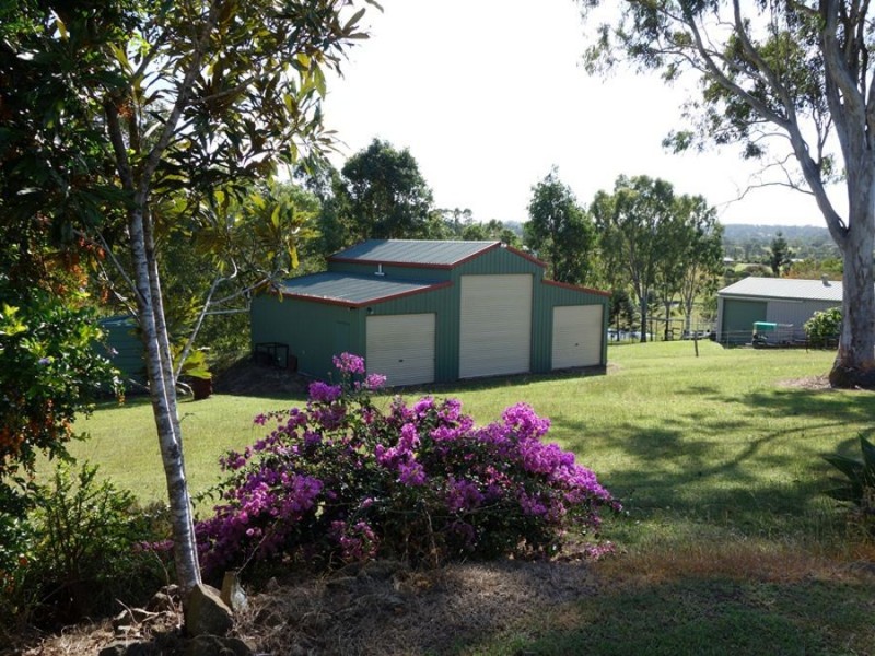 92 Robert Road, Chatsworth QLD 4570