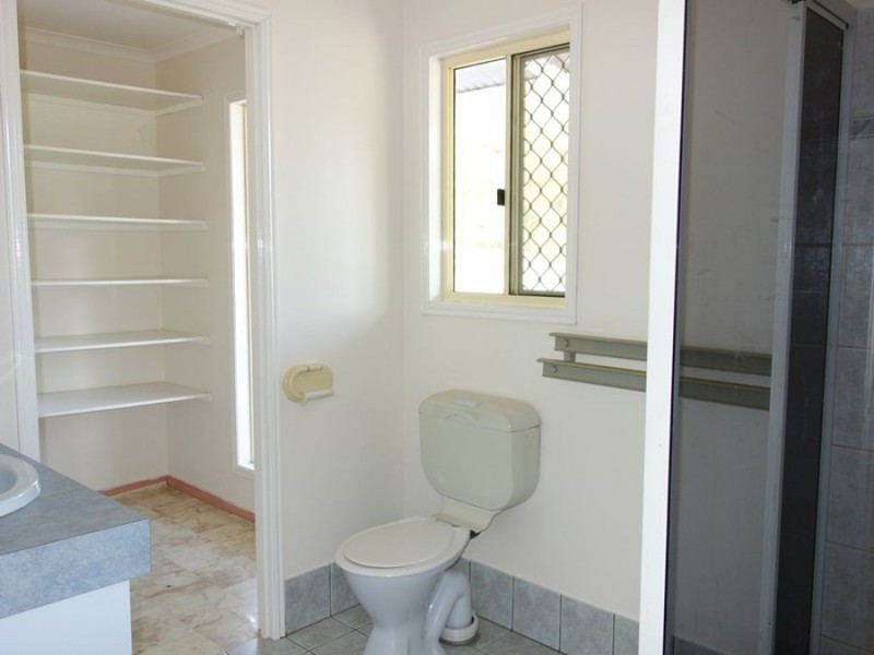92 Robert Road, Chatsworth QLD 4570
