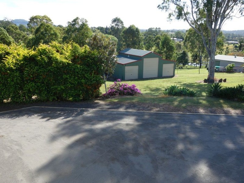 92 Robert Road, Chatsworth QLD 4570