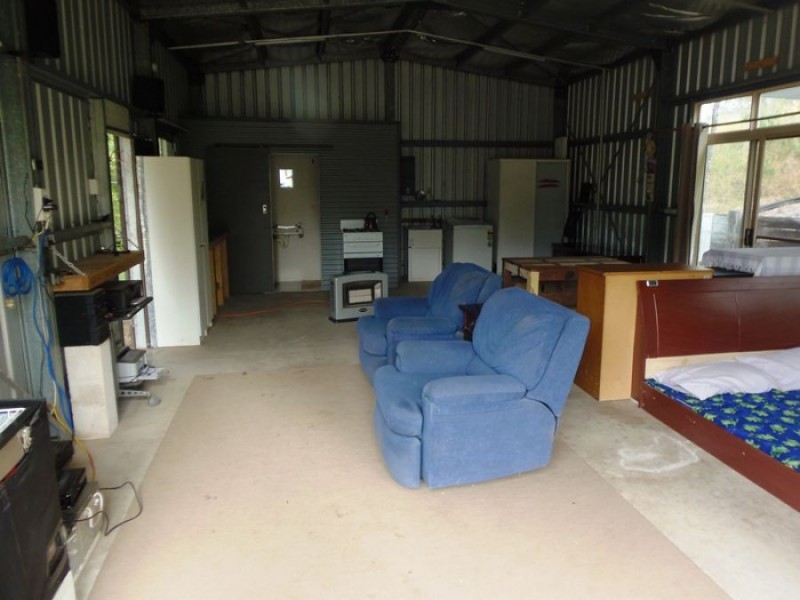 68 Hutchins Road, Amamoor QLD 4570