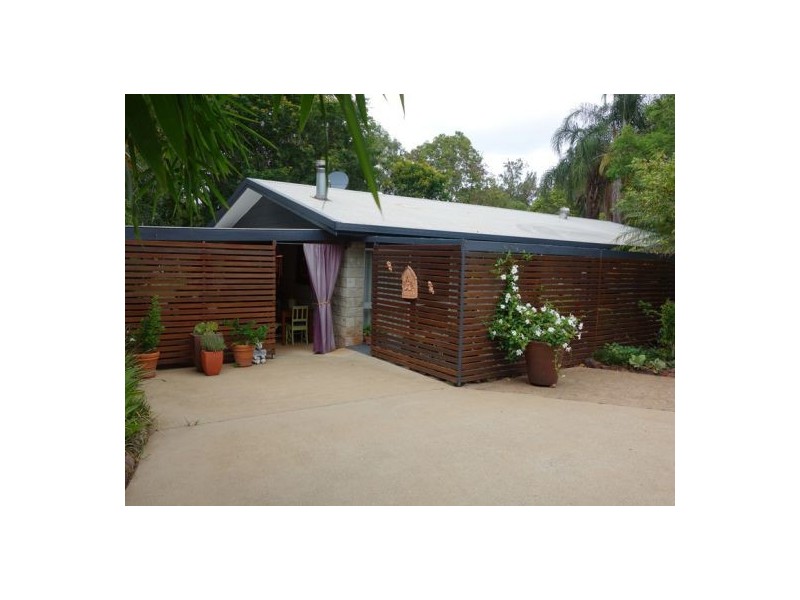 89 Amamoor Creek Road, Amamoor QLD 4570