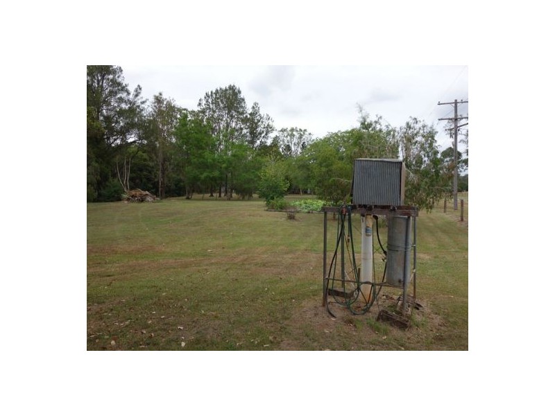 89 Amamoor Creek Road, Amamoor QLD 4570