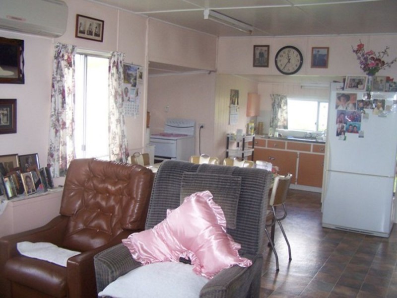 Wolvi QLD 4570