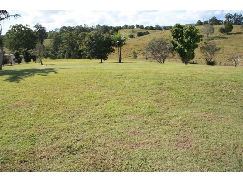 48 Edinburgh Court, East Deep Creek QLD 4570