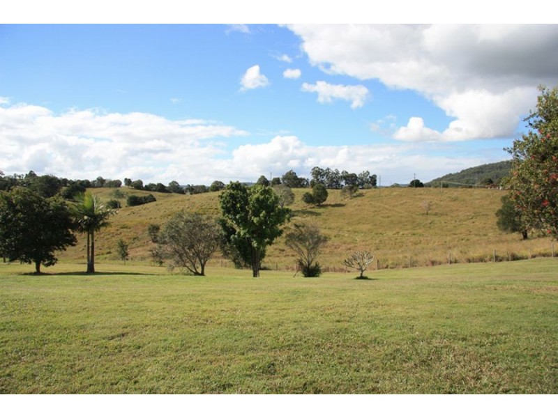 48 Edinburgh Court, East Deep Creek QLD 4570