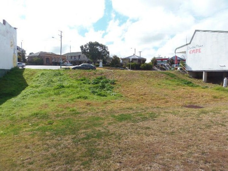 31 Moore St, Goomeri QLD 4601