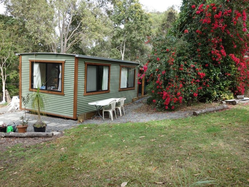 76 Sutton Street, Brooloo QLD 4570