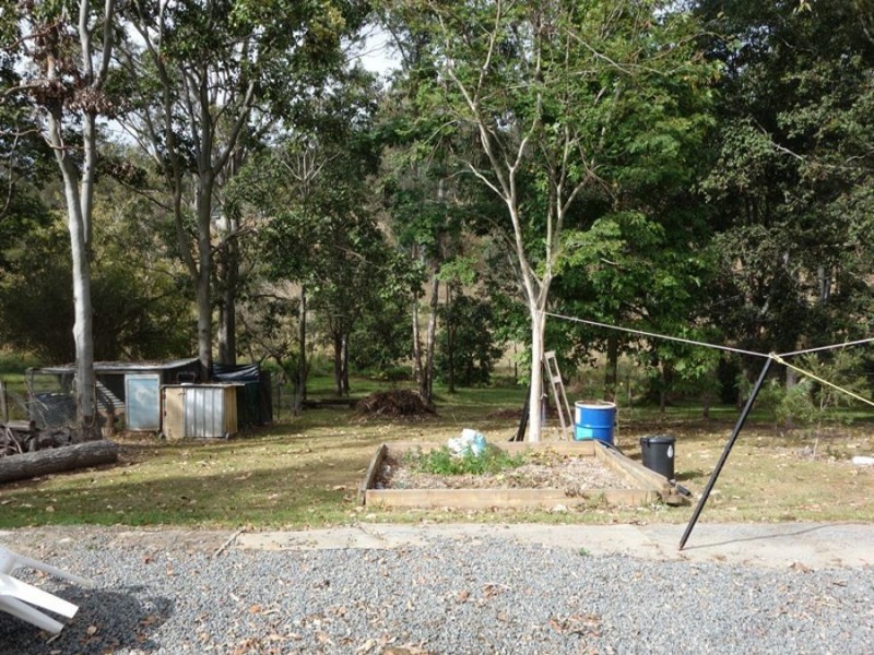 76 Sutton Street, Brooloo QLD 4570