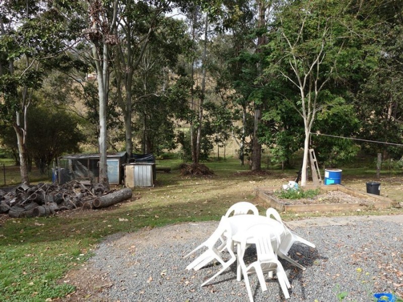 76 Sutton Street, Brooloo QLD 4570